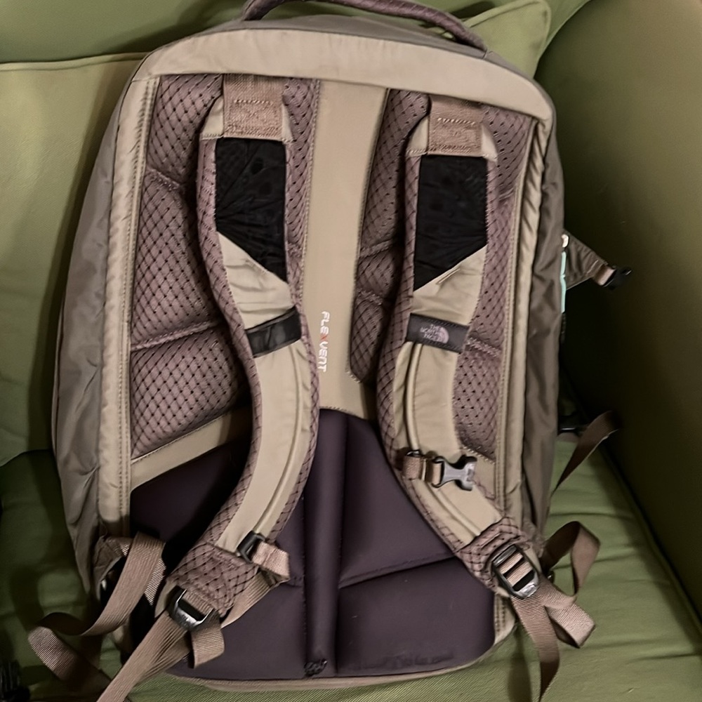 Northface backpack - Picture 5 of 5